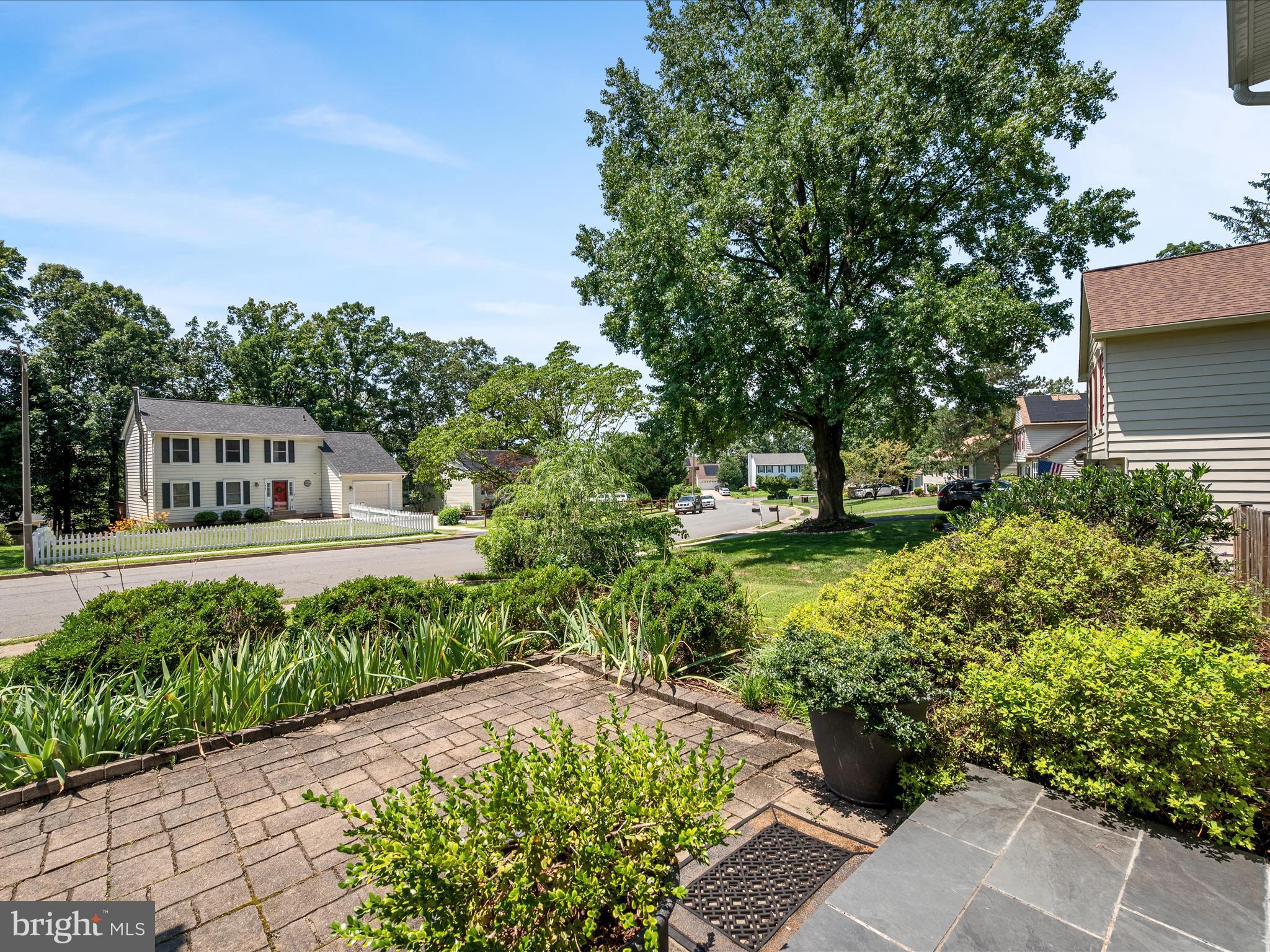 1420 BAYSHIRE LANE