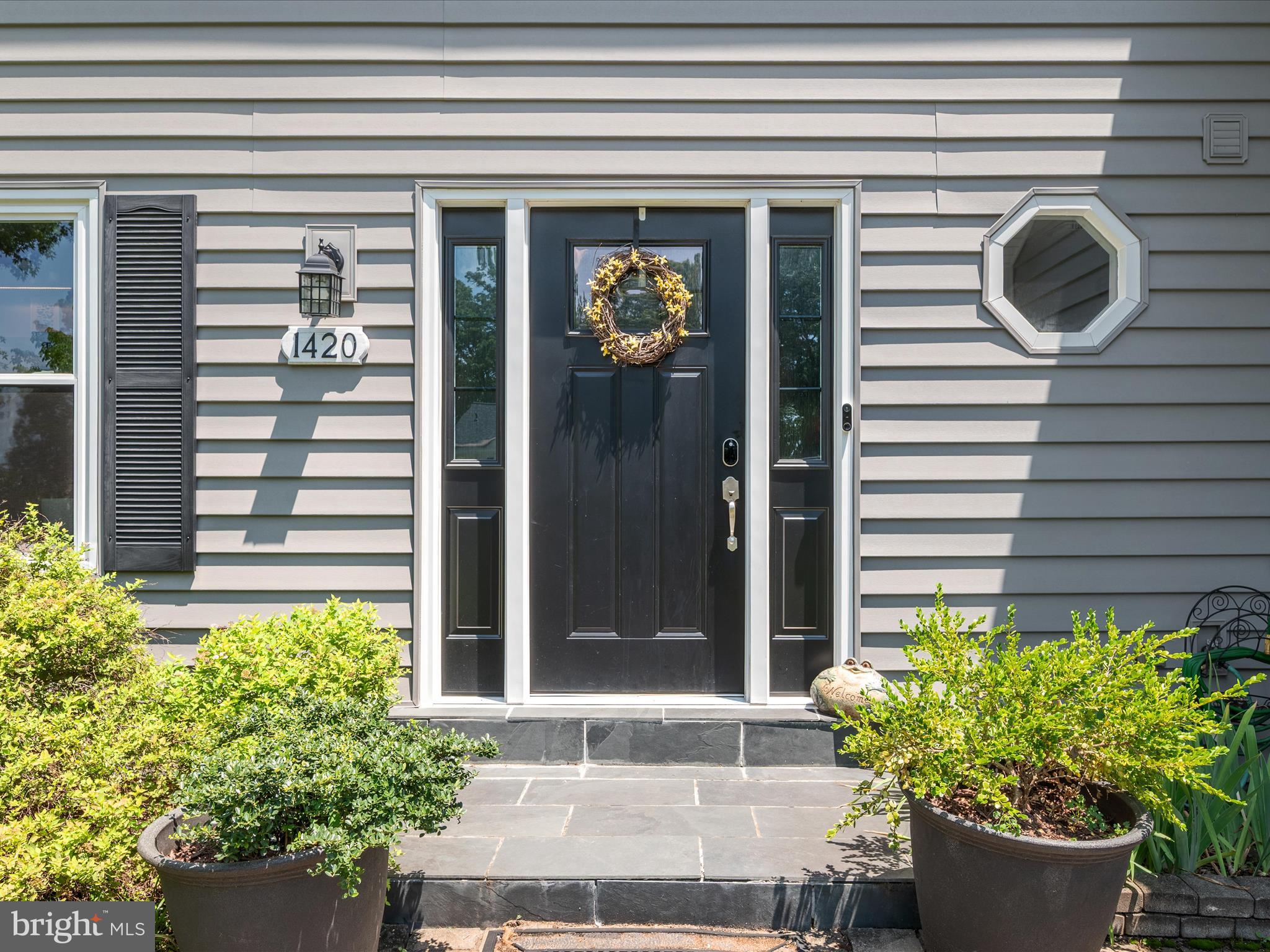 1420 BAYSHIRE LANE