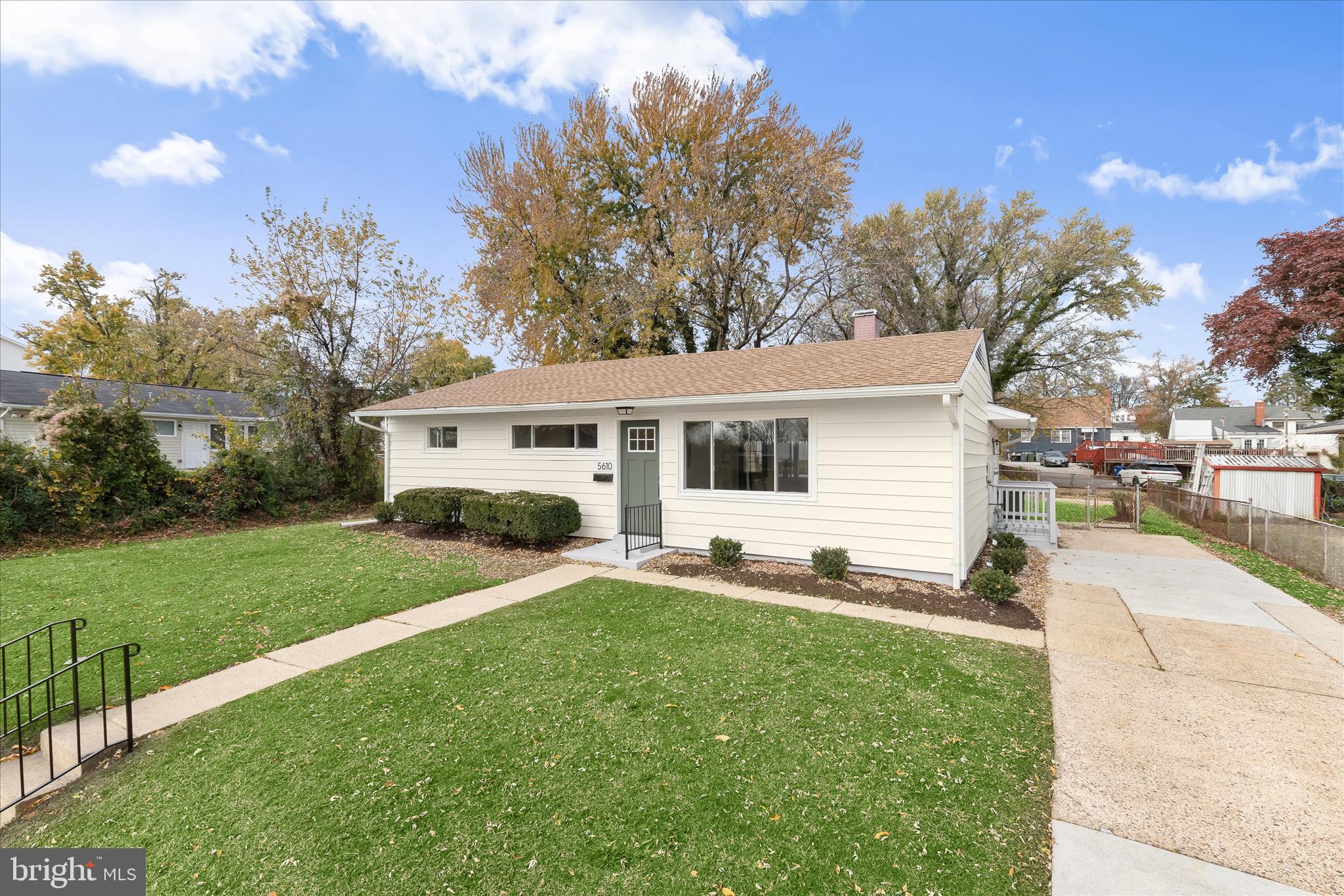 GARDENVILLE - Residential