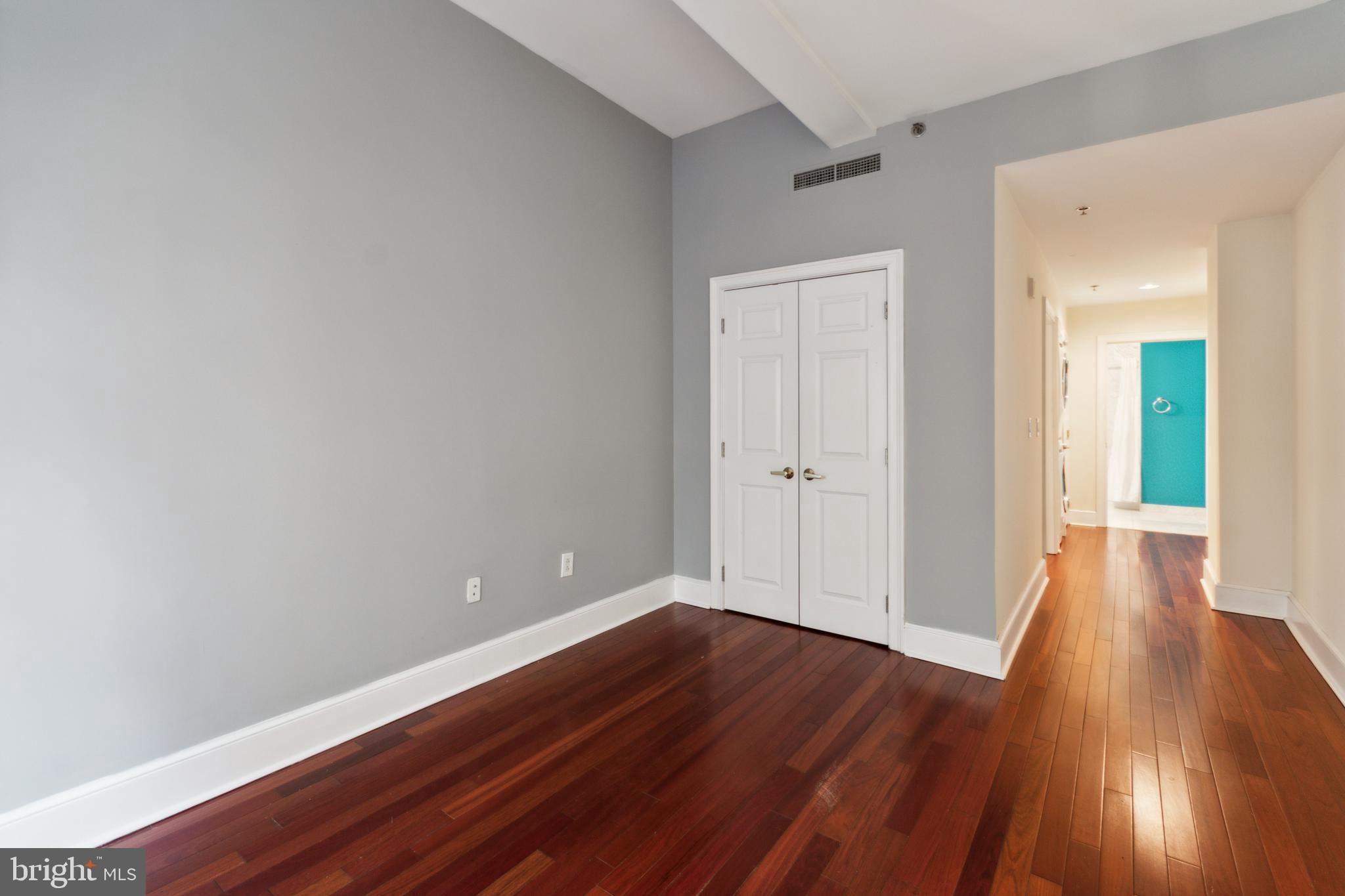 CENTER CITY - Residential Lease