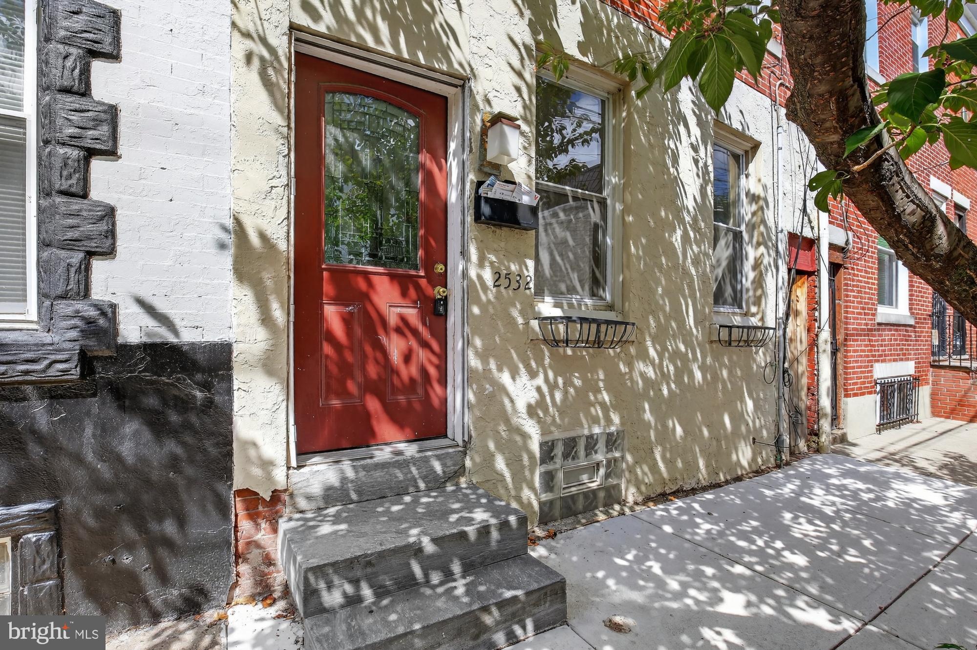 EAST KENSINGTON - Residential Lease