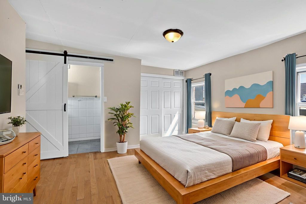 Photo of 2532 Collins Street, PHILADELPHIA, PA 19125 (MLS # PAPH2536814)