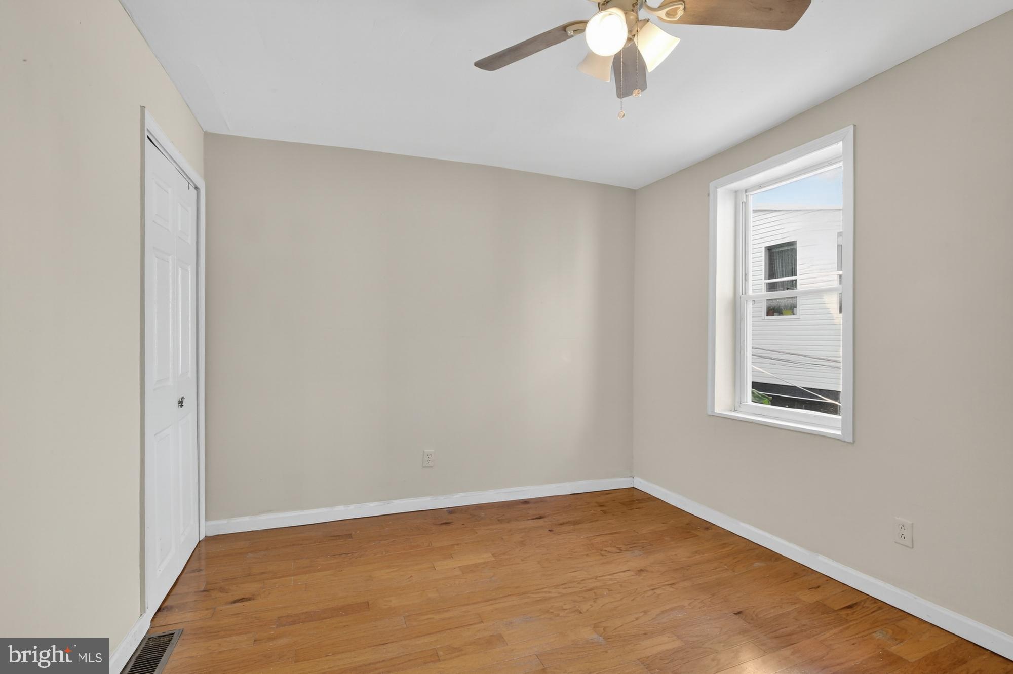 EAST KENSINGTON - Residential Lease