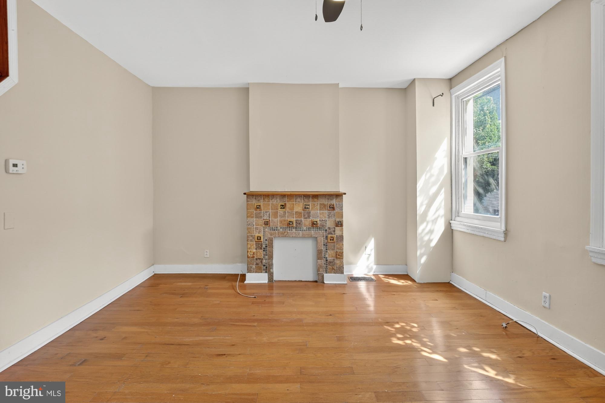 EAST KENSINGTON - Residential Lease