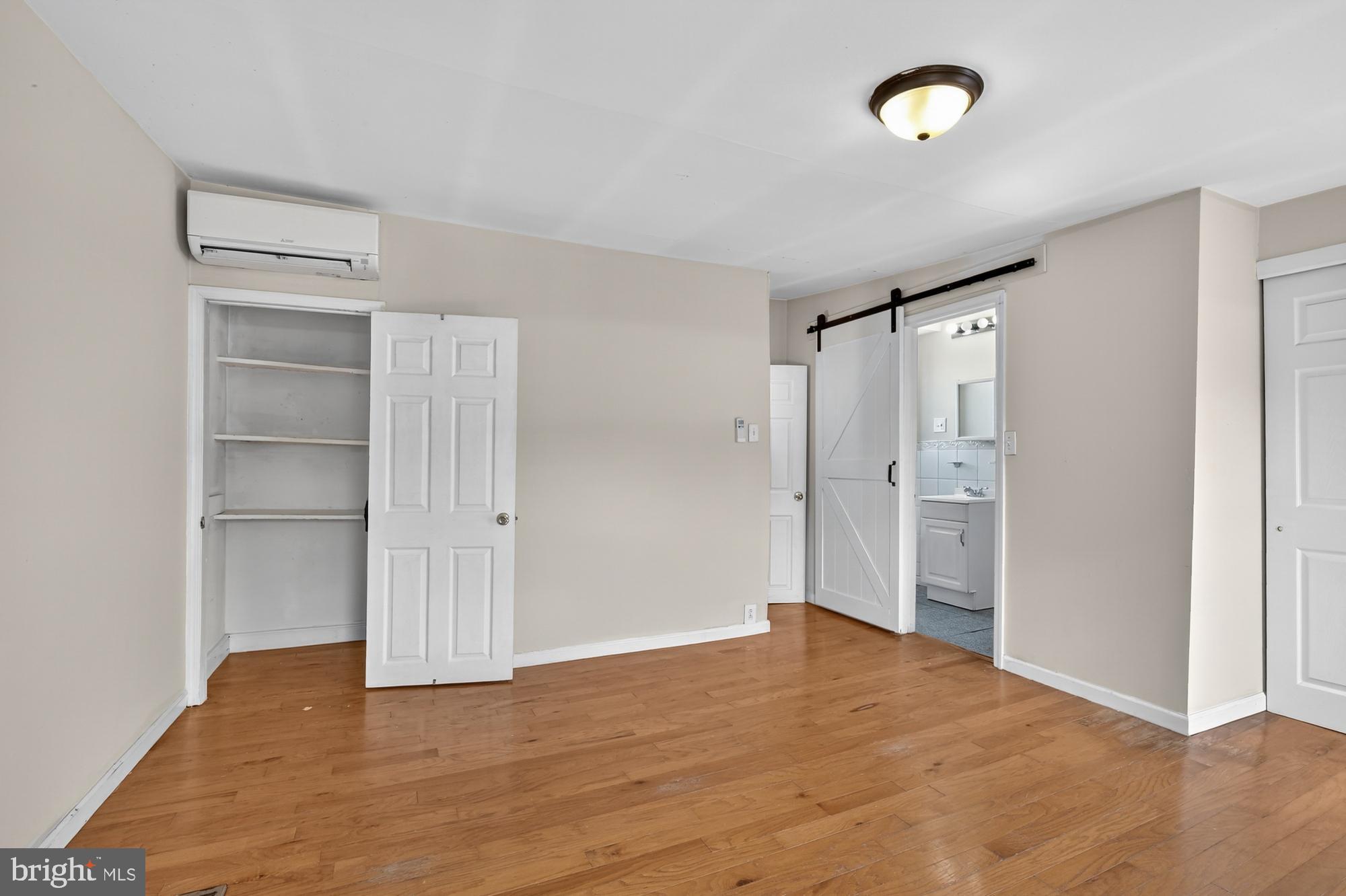 EAST KENSINGTON - Residential Lease