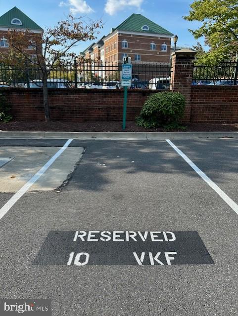 KING FARM VILLAGE - Residential