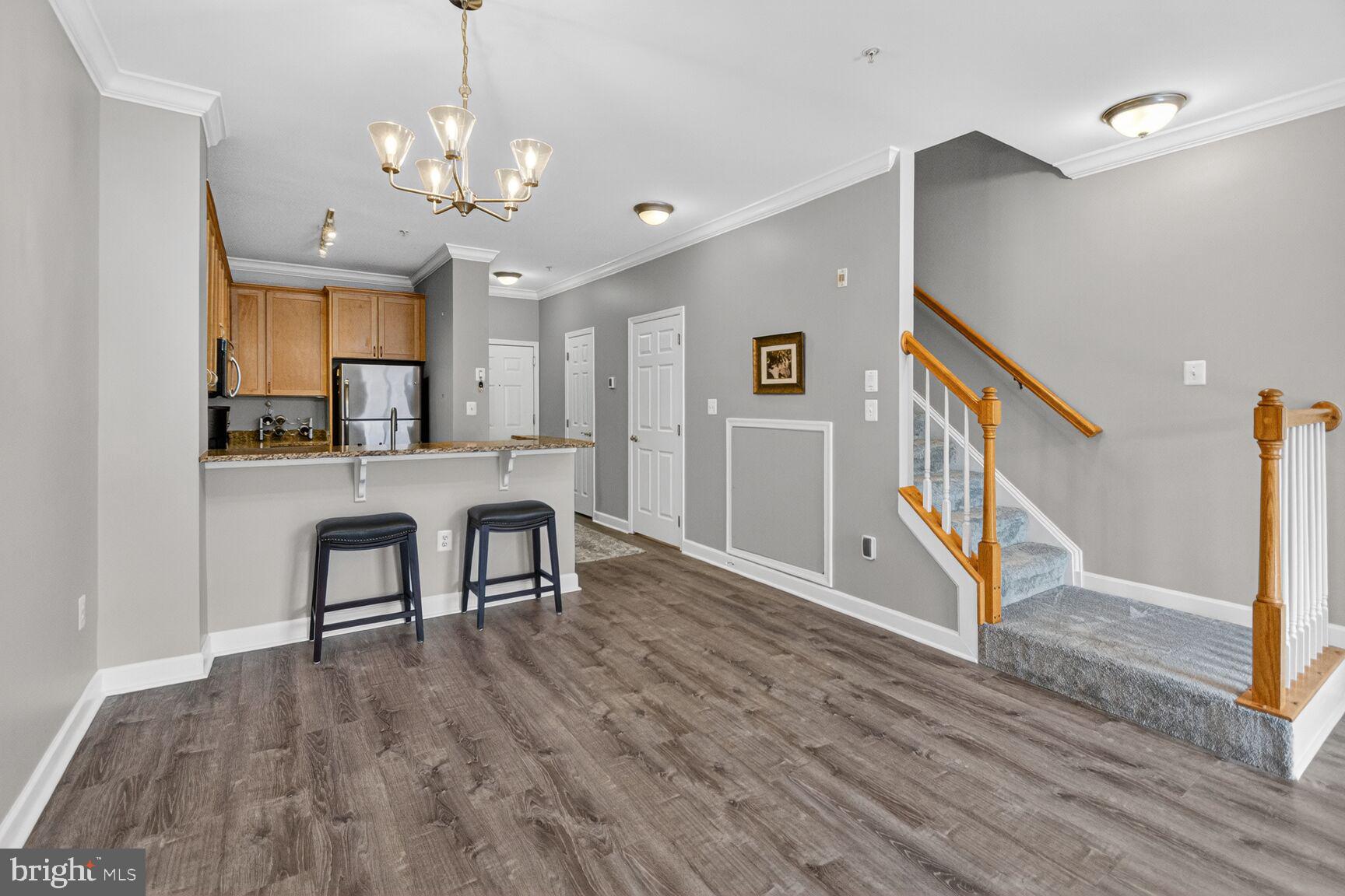 KING FARM VILLAGE - Residential
