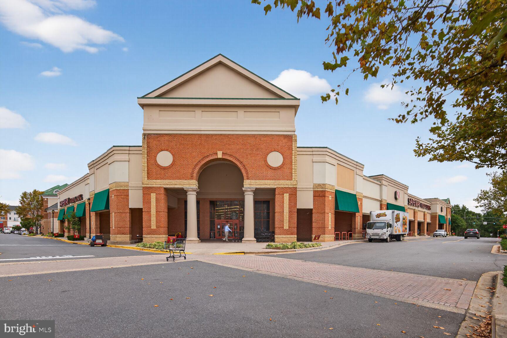 KING FARM VILLAGE - Residential