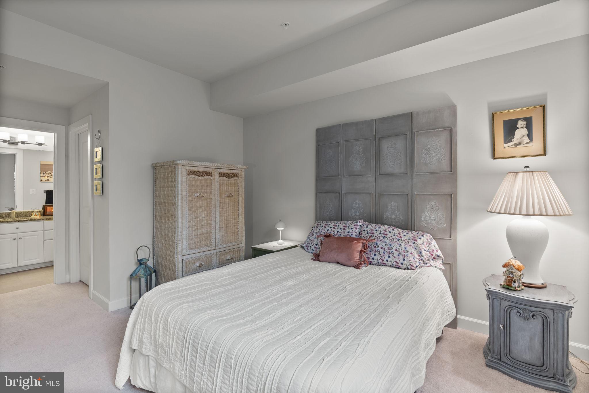 GREENLEIGH AT CROSSROADS - Residential Lease