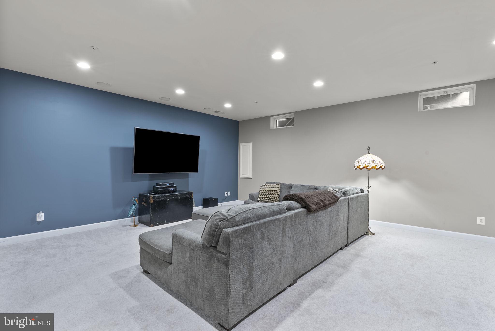 GREENLEIGH AT CROSSROADS - Residential Lease