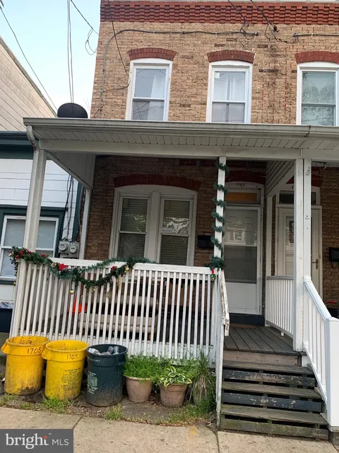 1705 S Clinton Avenue, Trenton, NJ MLS: NJME2041302