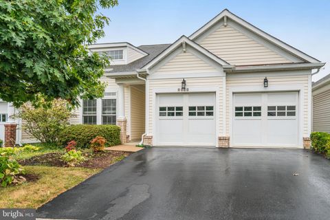 8965 YELLOW DAISY PLACE LORTON VA 22079