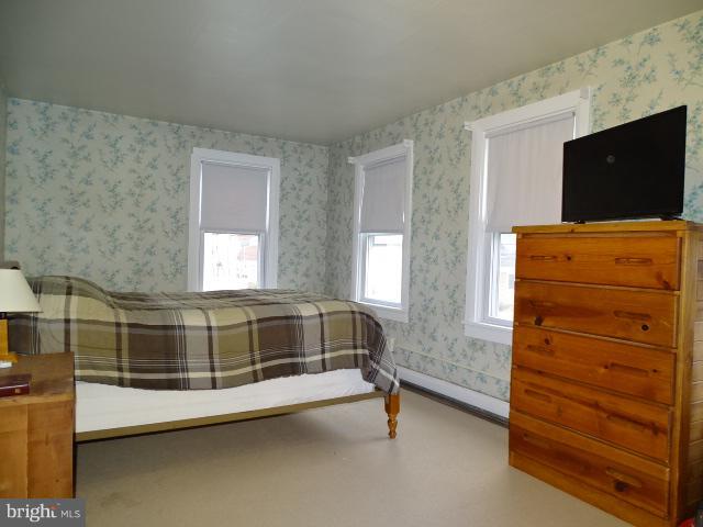 WINDSOR BORO - Residential
