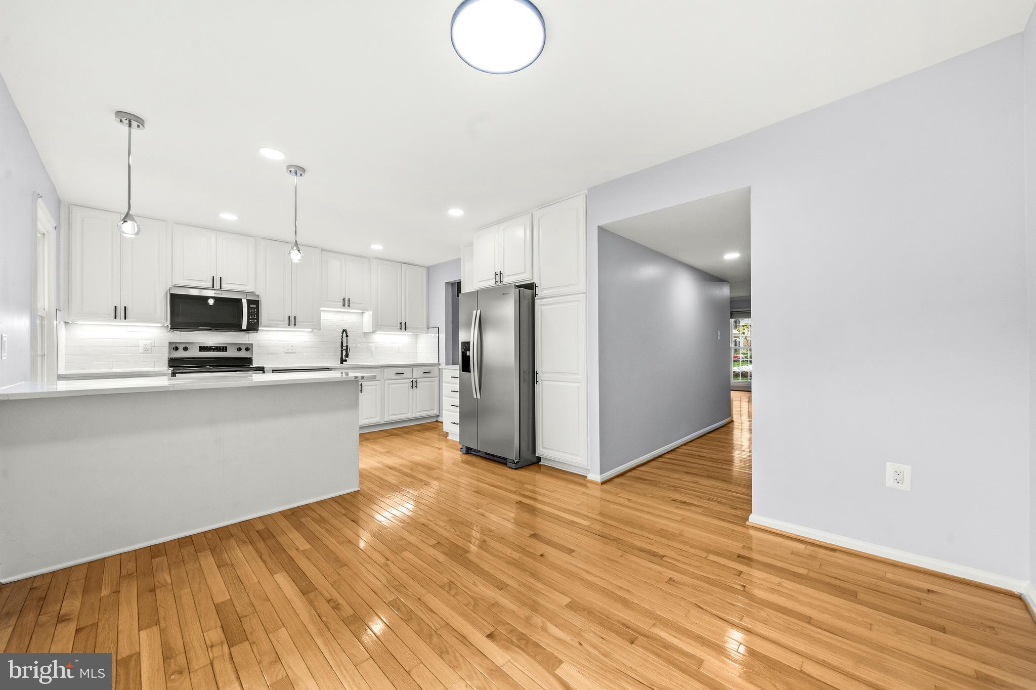 RESTON - Residential
