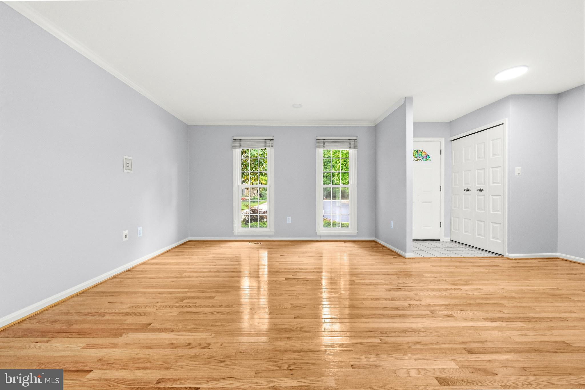 RESTON - Residential