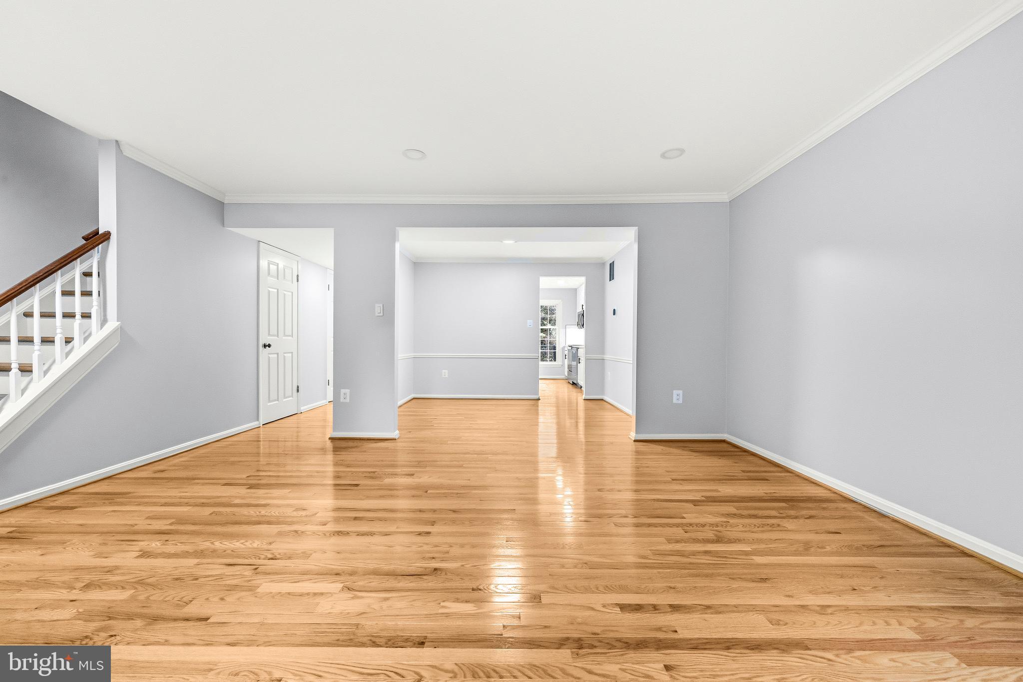 RESTON - Residential