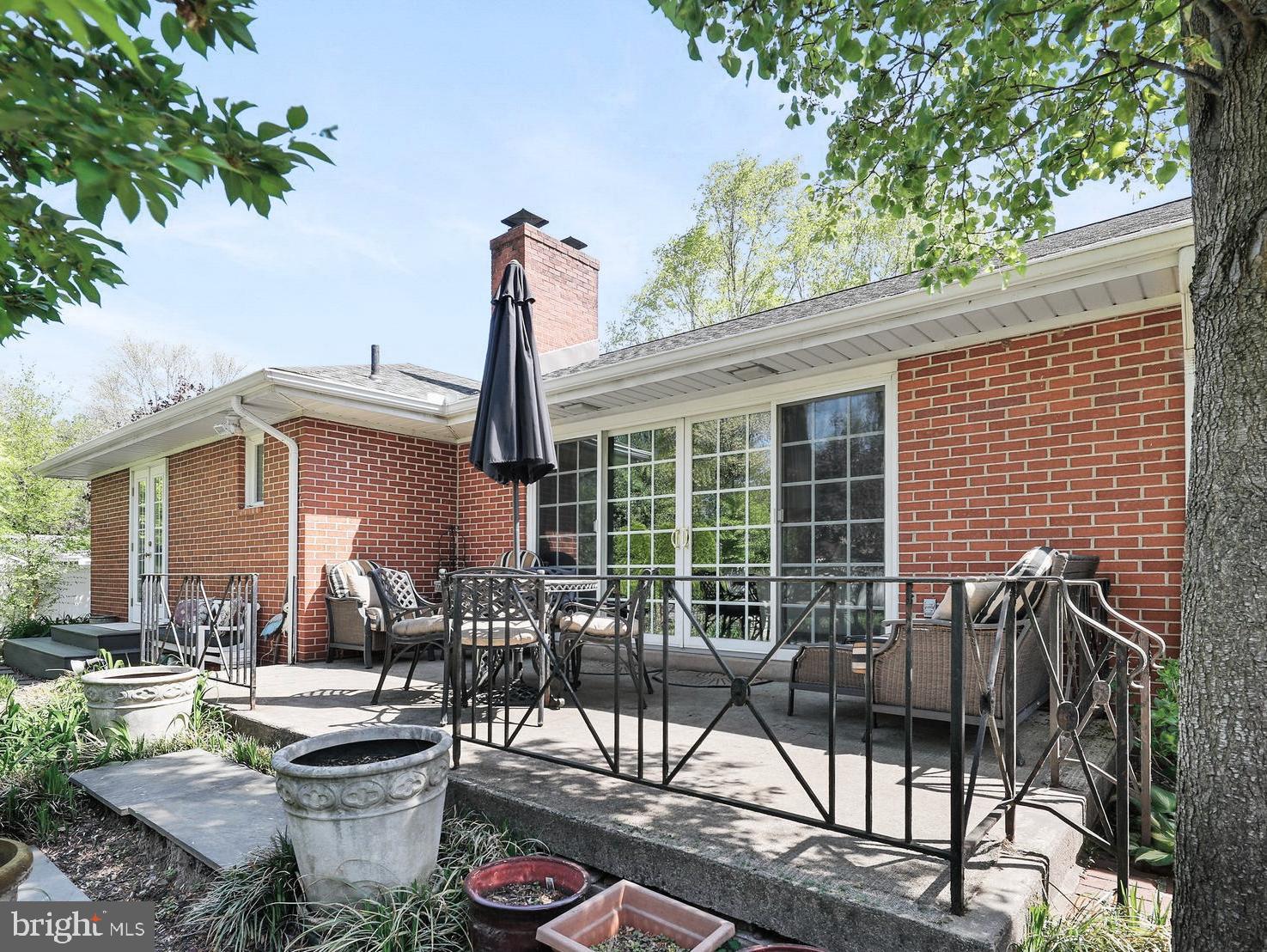 19 DIANE DRIVE