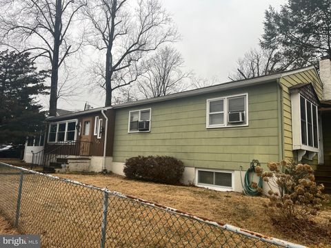 1105 HUNTINGTON AVENUE GLENDORA NJ 08029