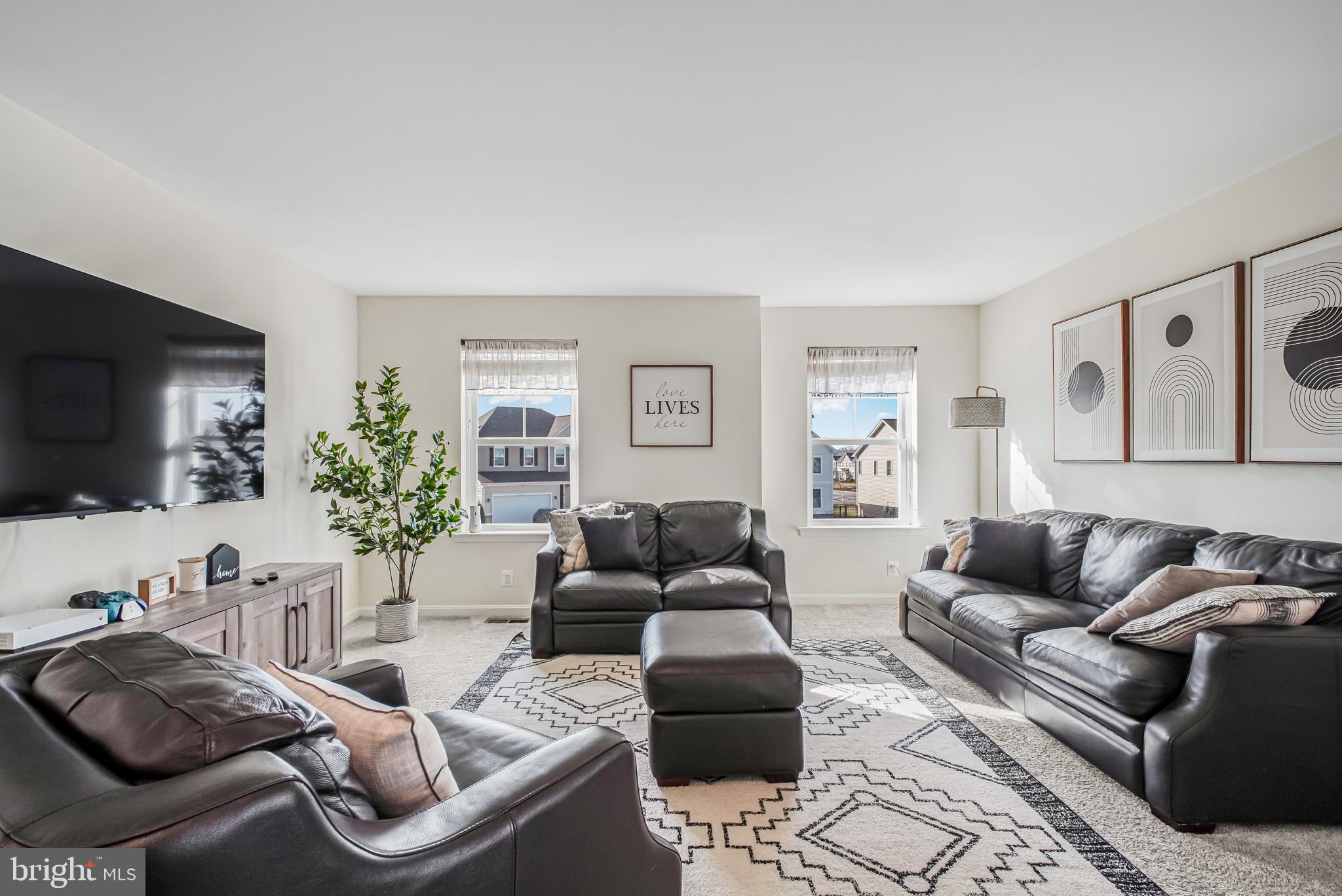 NEW POST ON THE RAPPAHANNOCK - Residential