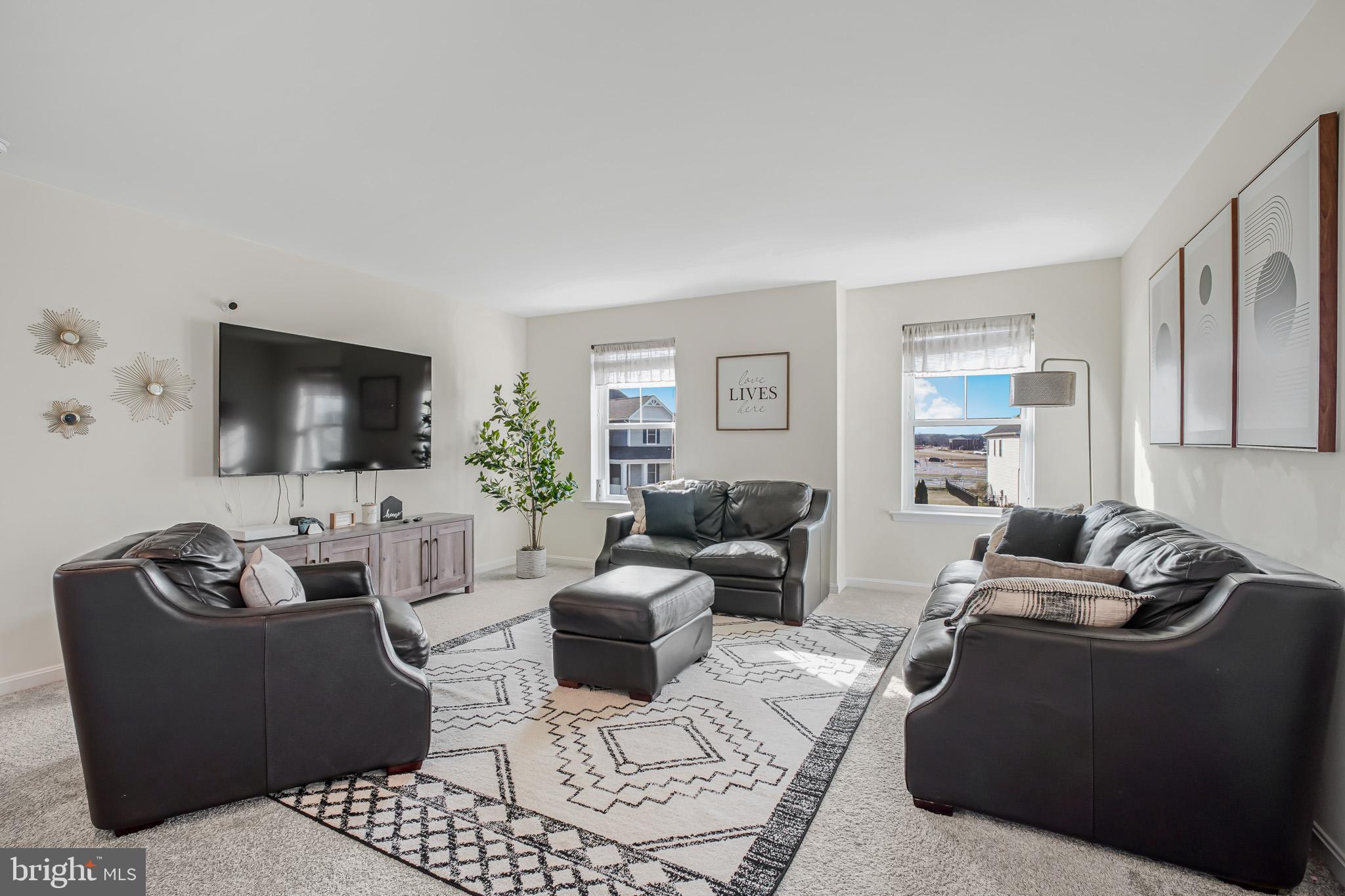 NEW POST ON THE RAPPAHANNOCK - Residential