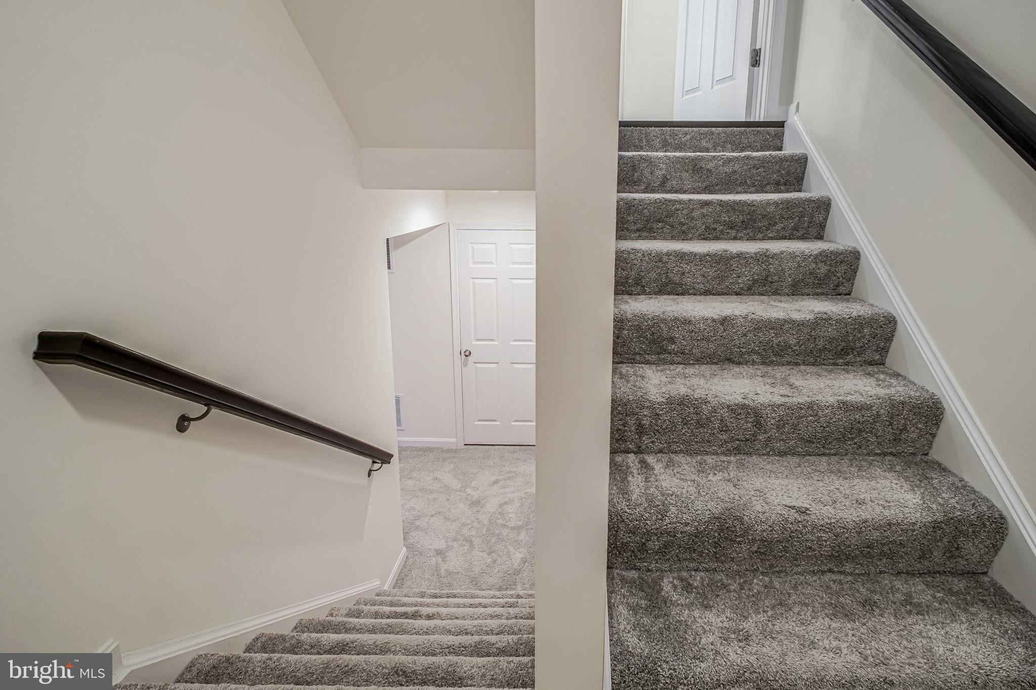 NEW POST ON THE RAPPAHANNOCK - Residential