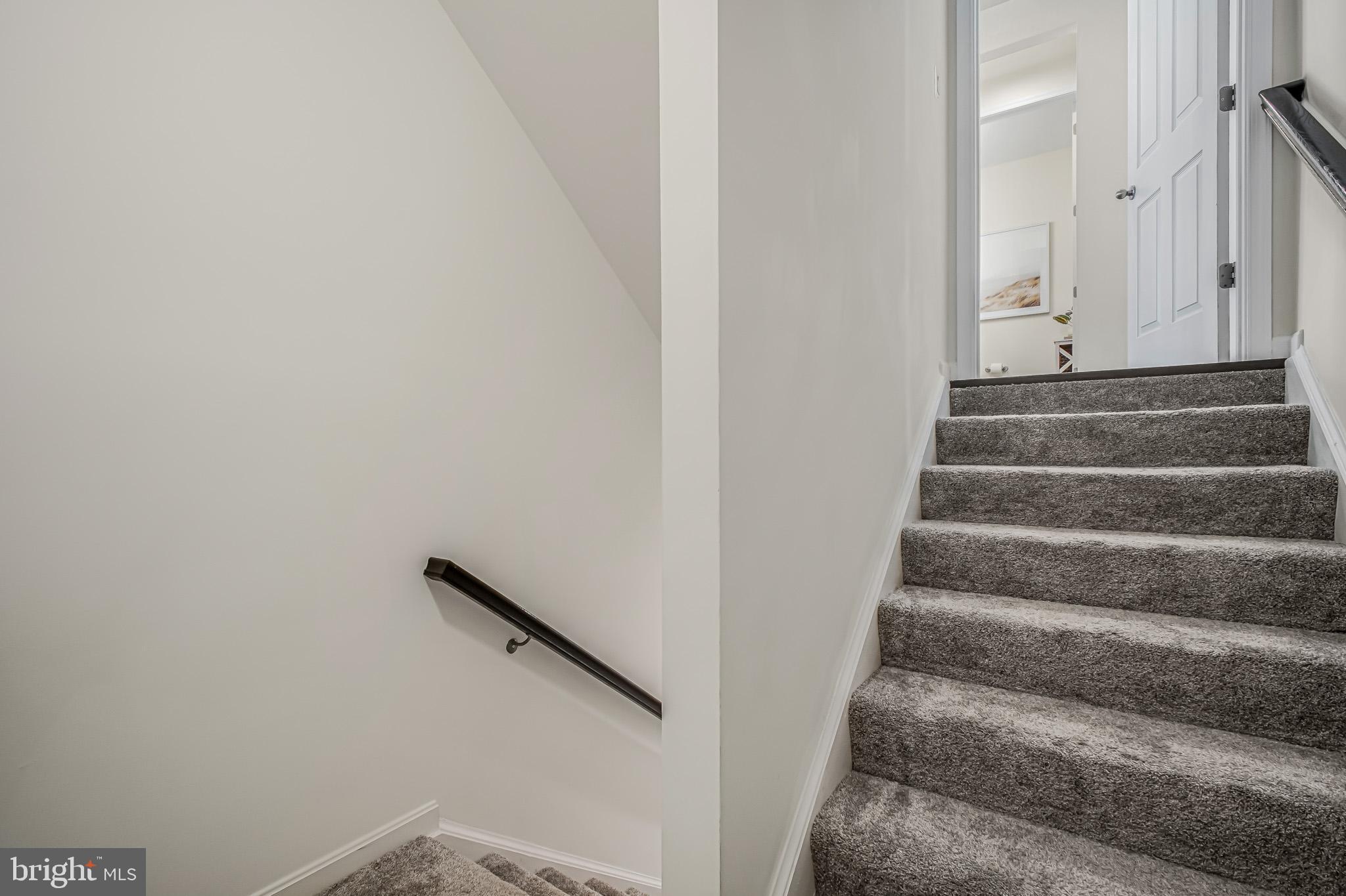 NEW POST ON THE RAPPAHANNOCK - Residential