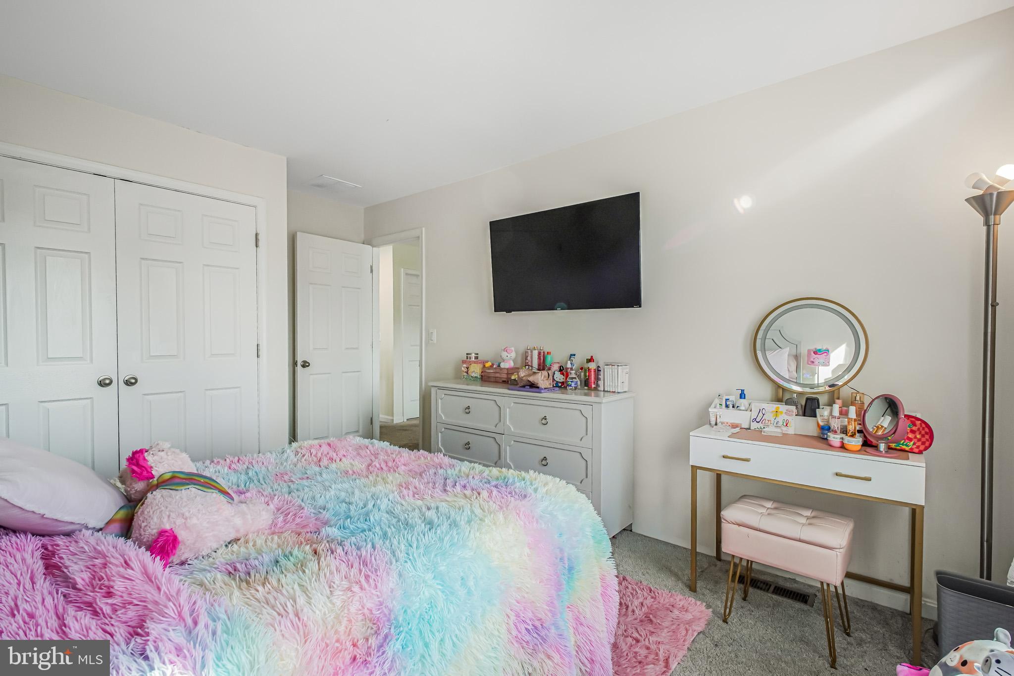 NEW POST ON THE RAPPAHANNOCK - Residential