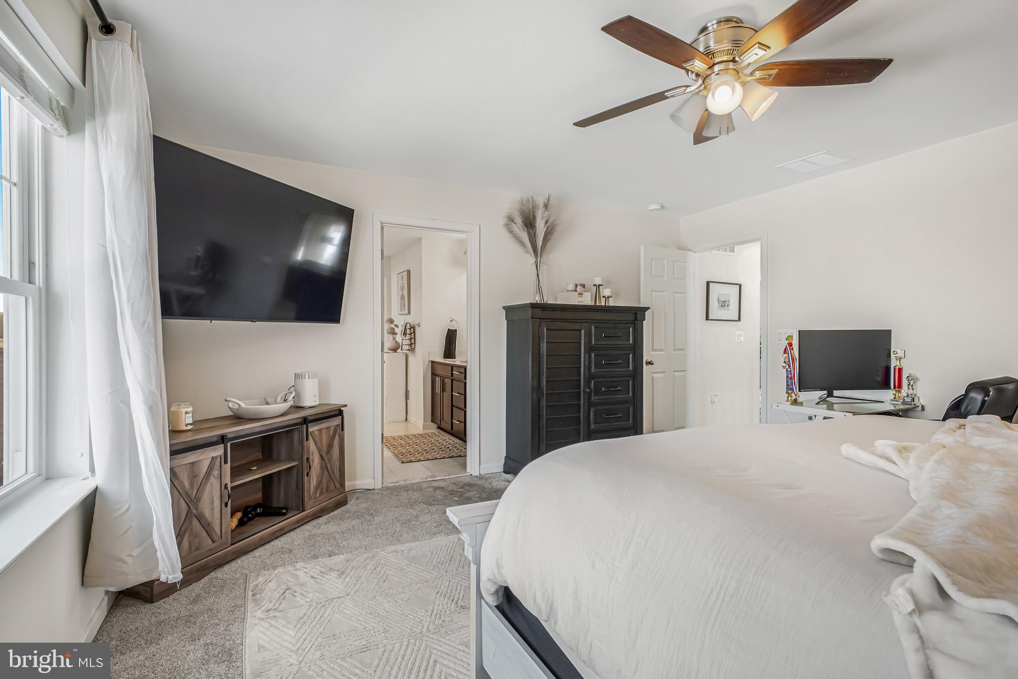 NEW POST ON THE RAPPAHANNOCK - Residential