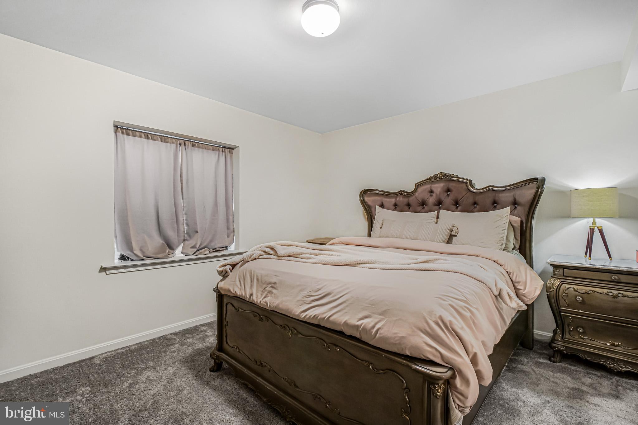 NEW POST ON THE RAPPAHANNOCK - Residential