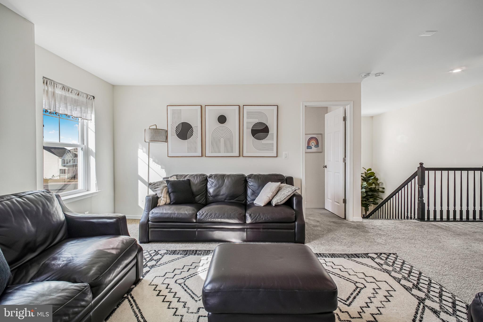 NEW POST ON THE RAPPAHANNOCK - Residential