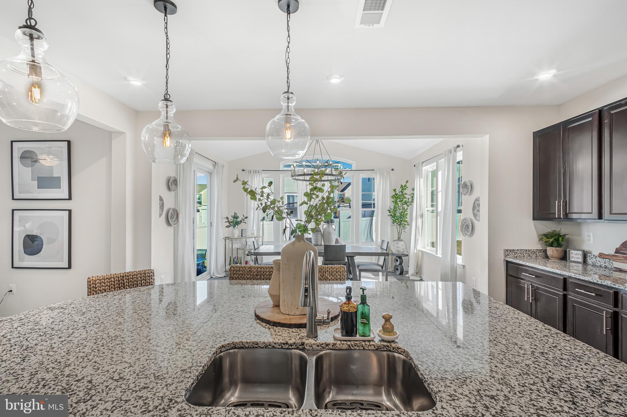 NEW POST ON THE RAPPAHANNOCK - Residential