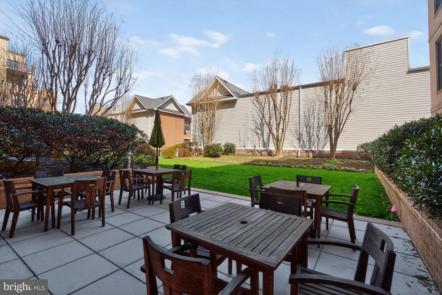 SPECTRUM CONDO - Residential