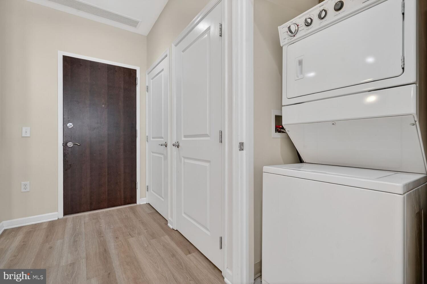 SPECTRUM CONDO - Residential