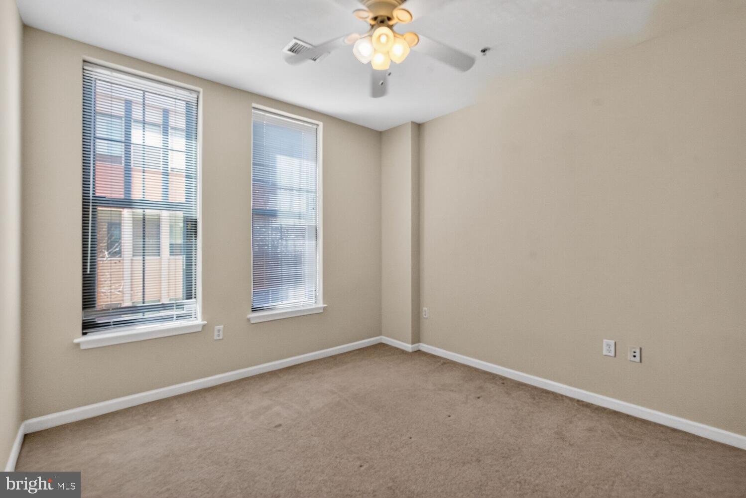 SPECTRUM CONDO - Residential