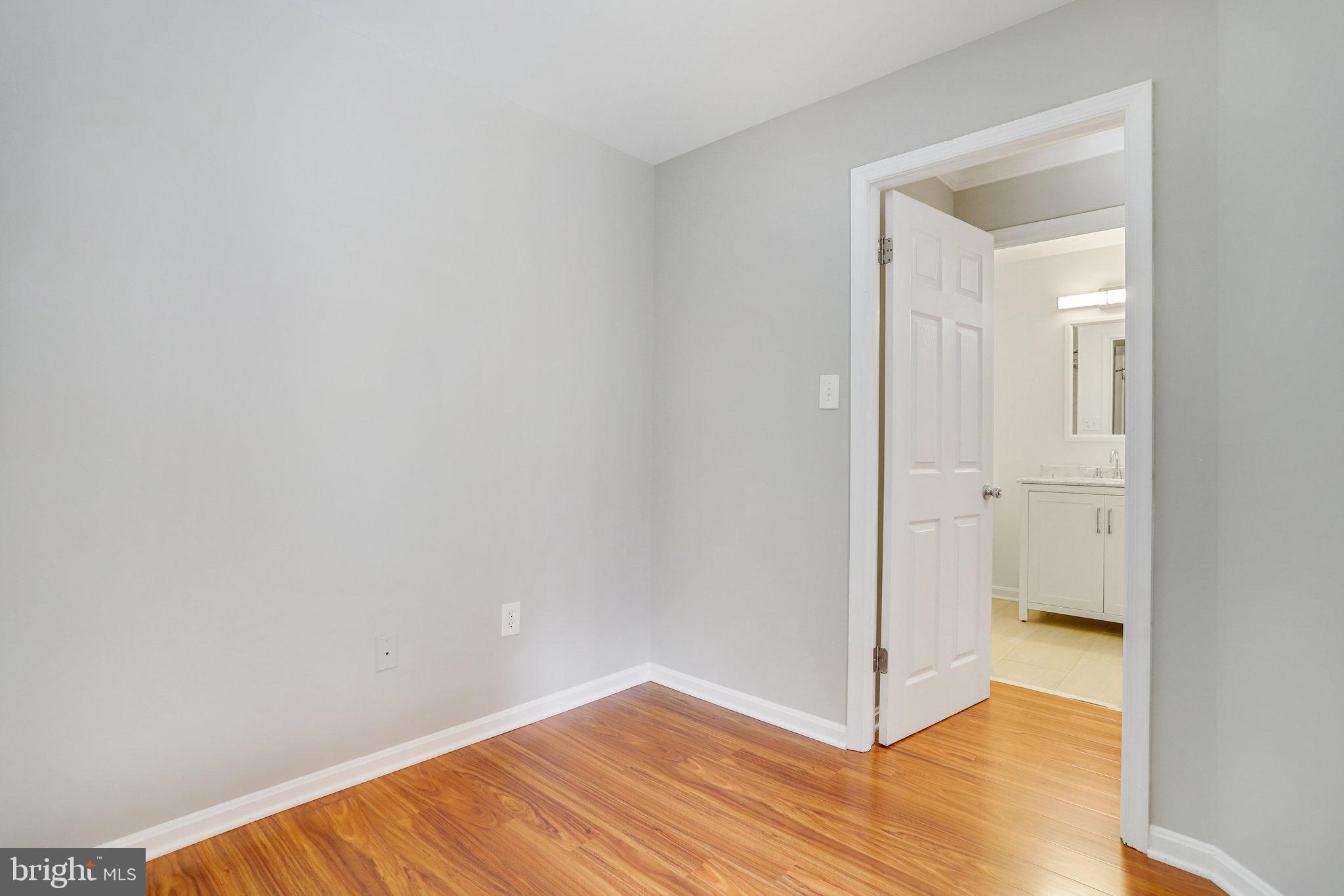 SUMMERWALK - Residential Lease