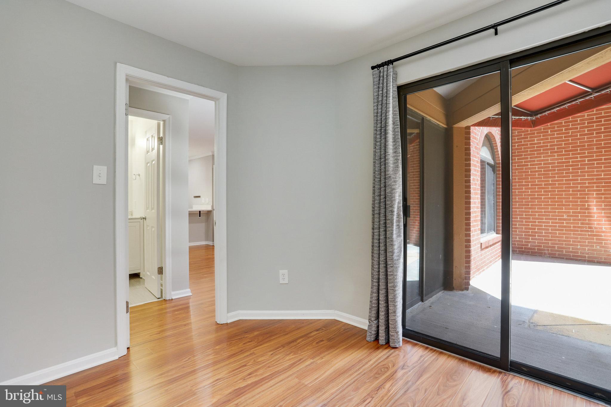 SUMMERWALK - Residential Lease