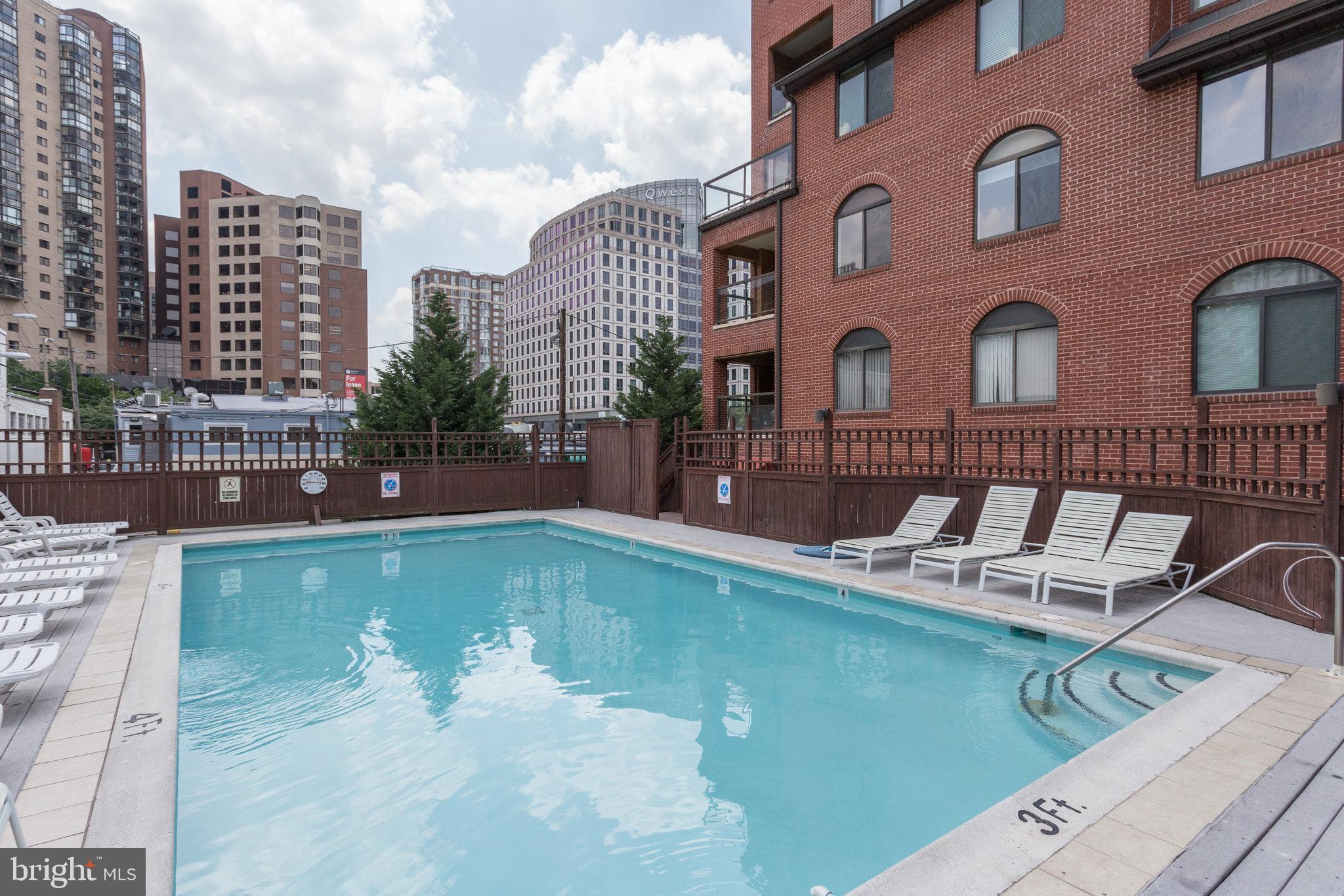 SUMMERWALK - Residential Lease