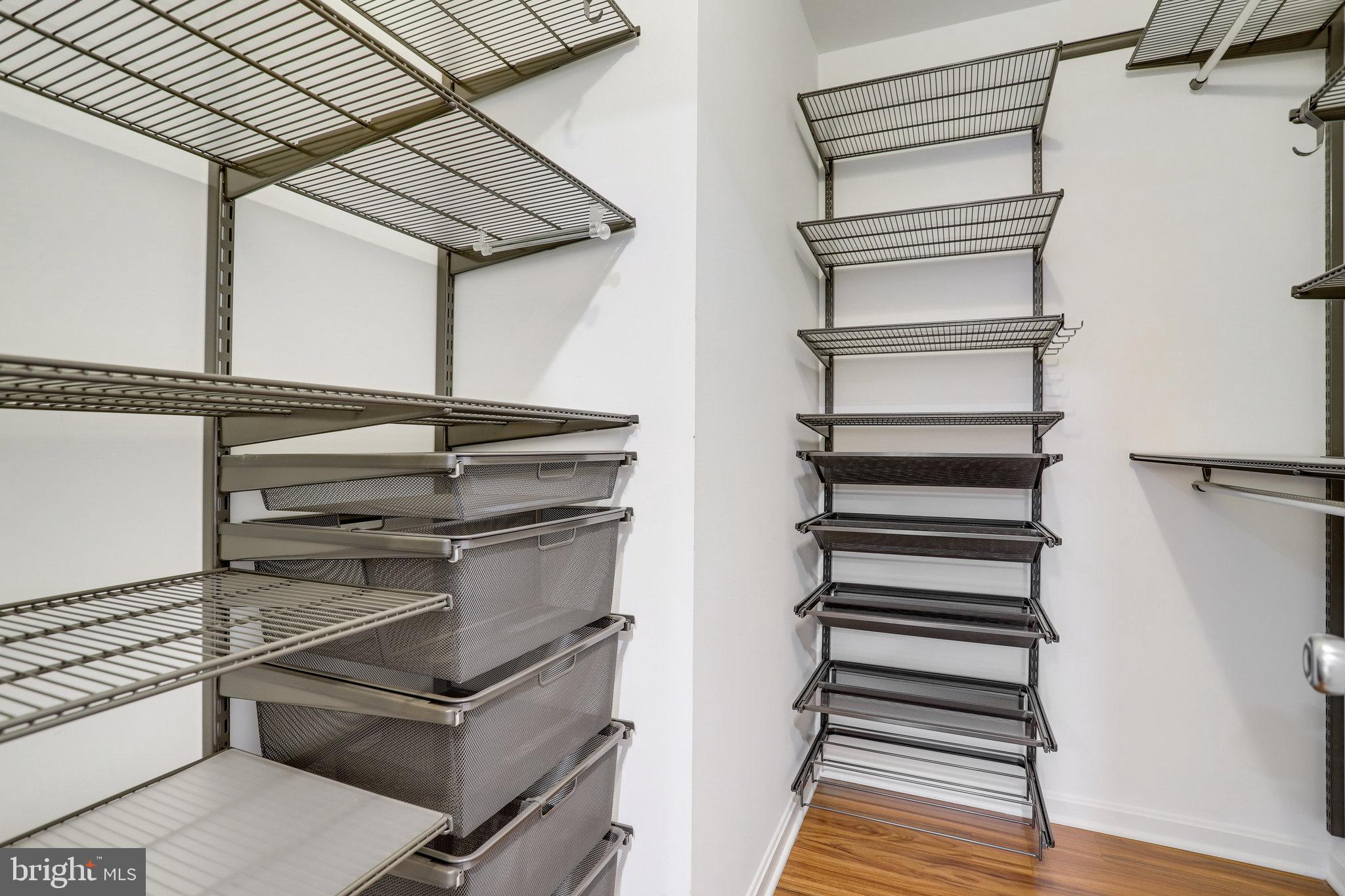 SUMMERWALK - Residential Lease