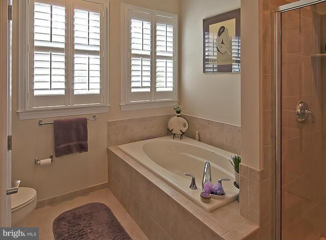 REGENCY AT DOMINION VALLEY - Residential