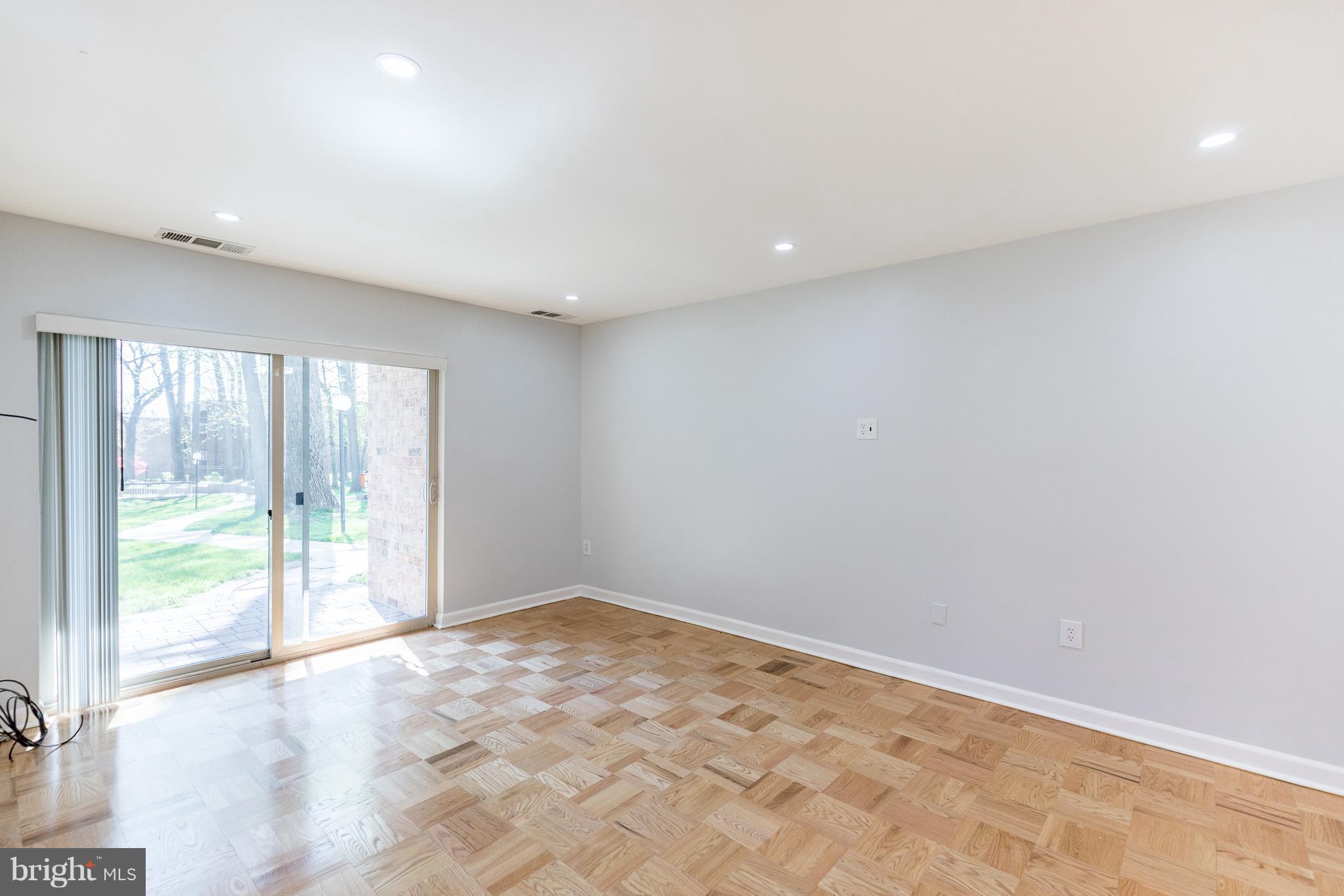 GLENWAYE GARDENS - Residential