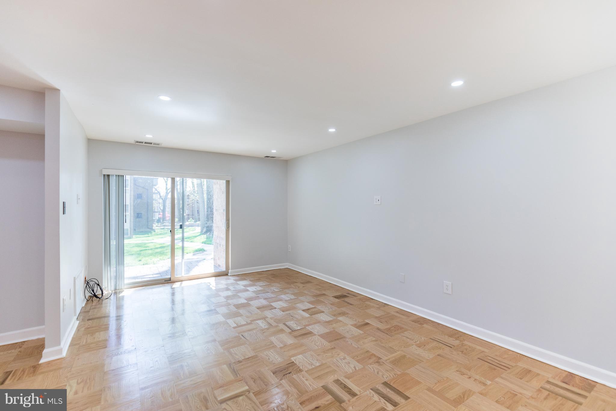 GLENWAYE GARDENS - Residential