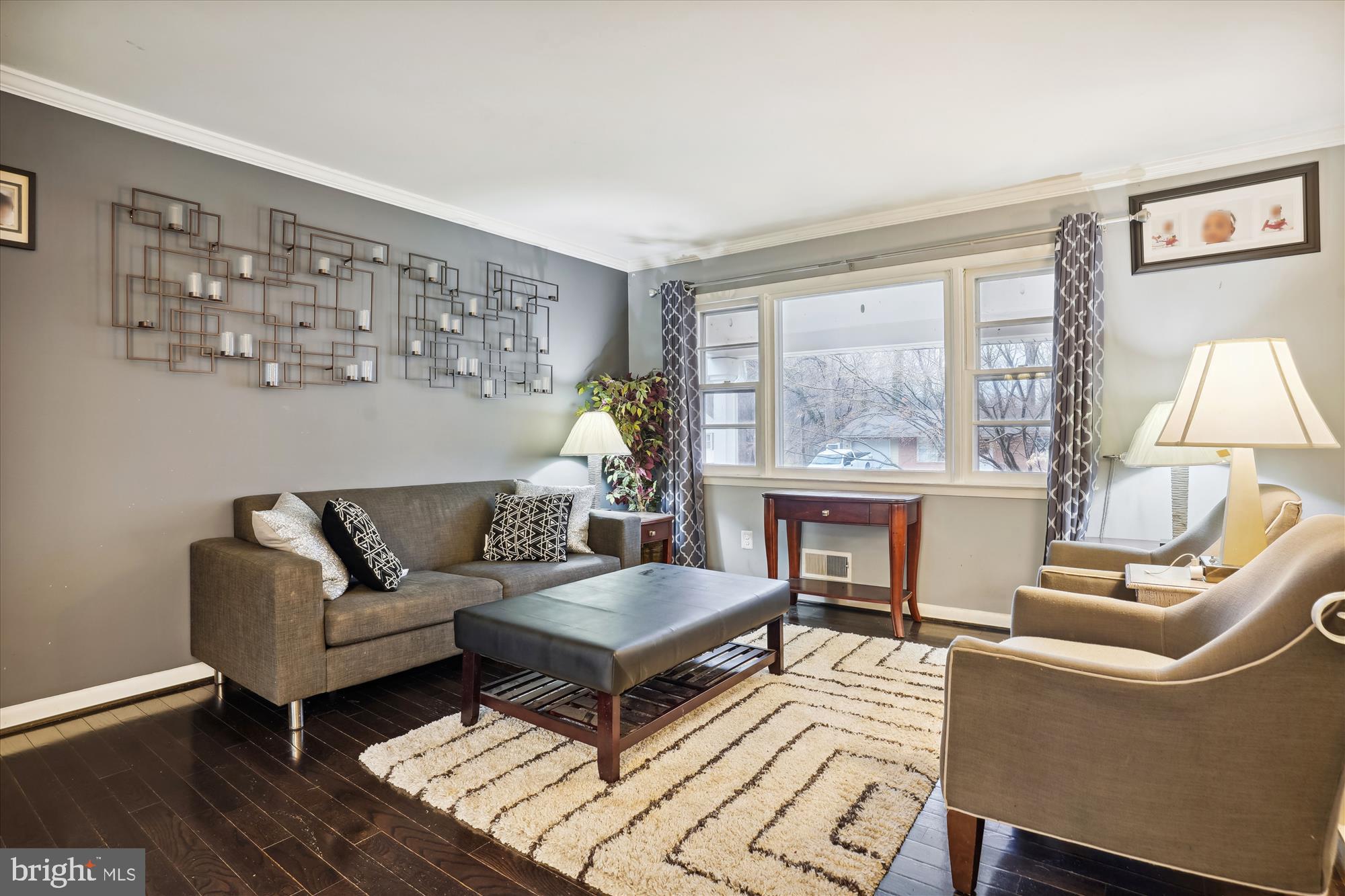 ROLLING VALLEY - Residential