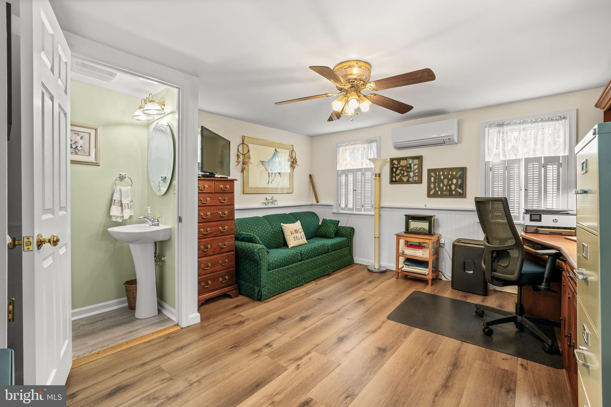 ROCK HALL - Residential