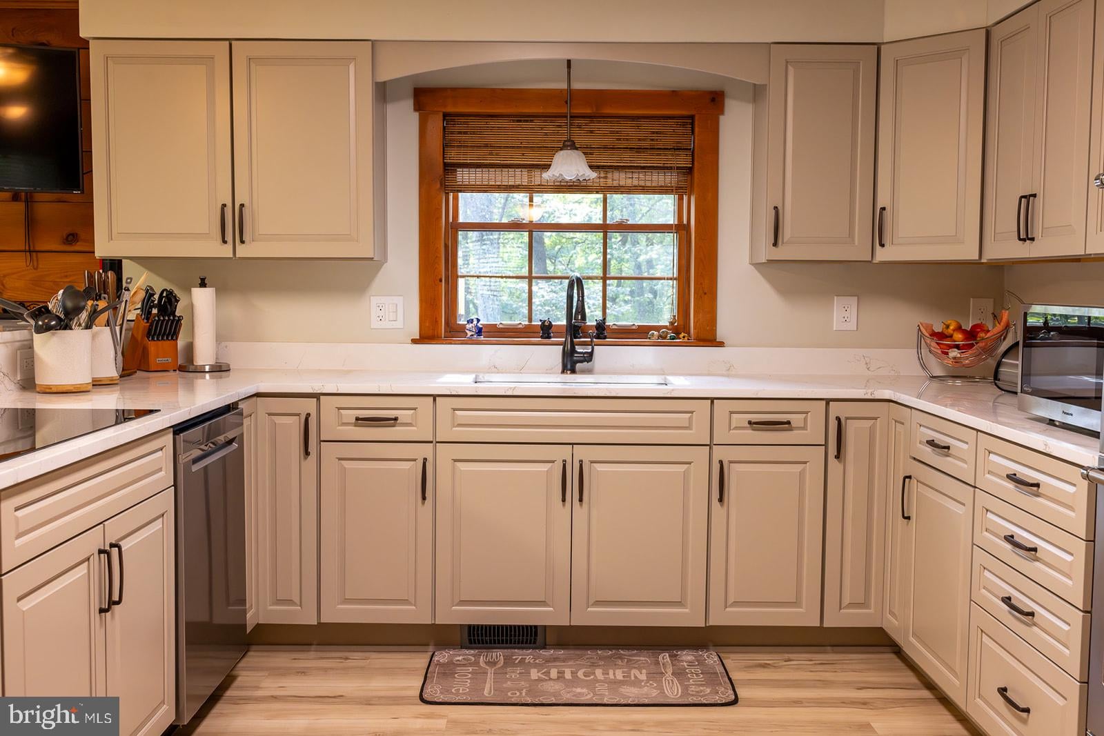 4251 BEAR HOLLOW TRL