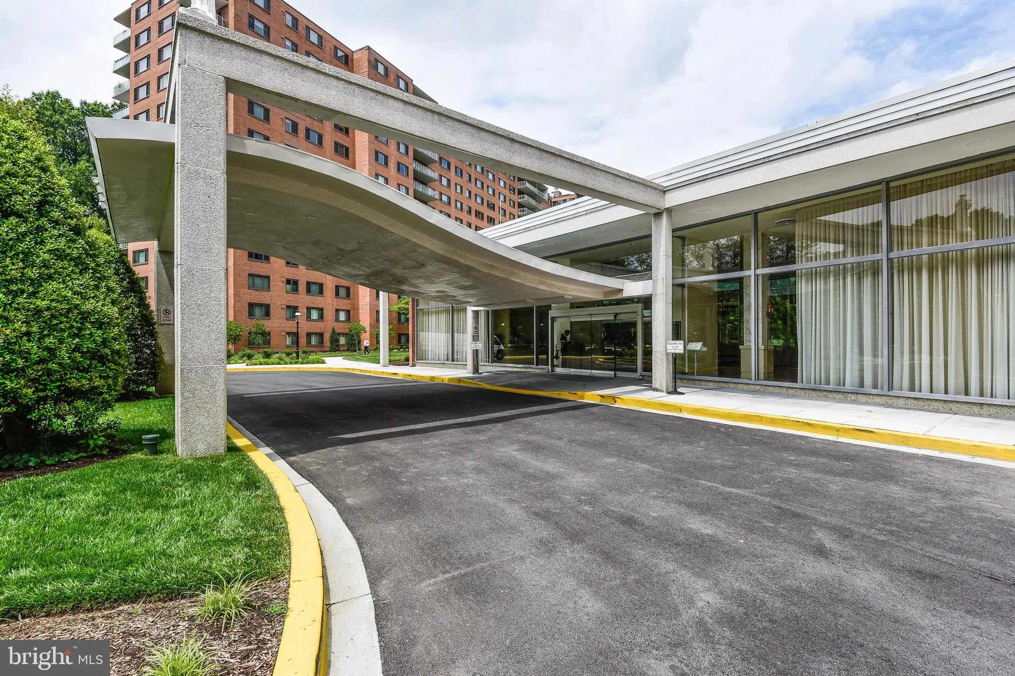4201 Cathedral Avenue NW Unit 523E, Washington, DC 20016