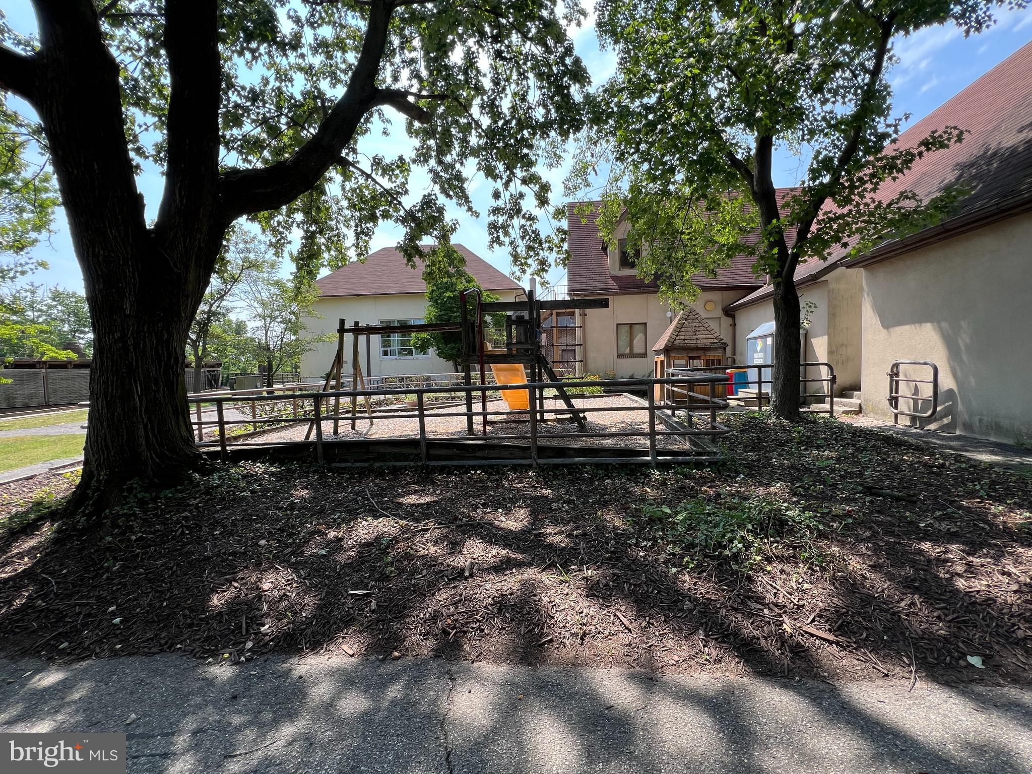 COLD SPRING NEWTOWN - Residential Lease