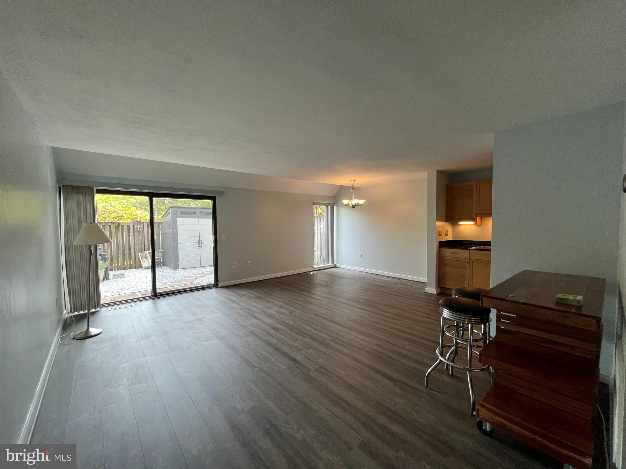 COLD SPRING NEWTOWN - Residential Lease