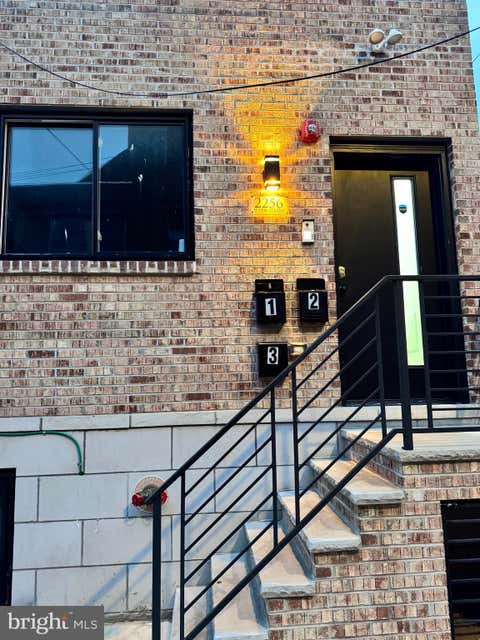 Condo For Rent - 2256 N 9th Street #1<br/> PHILADELPHIA, PA 19133