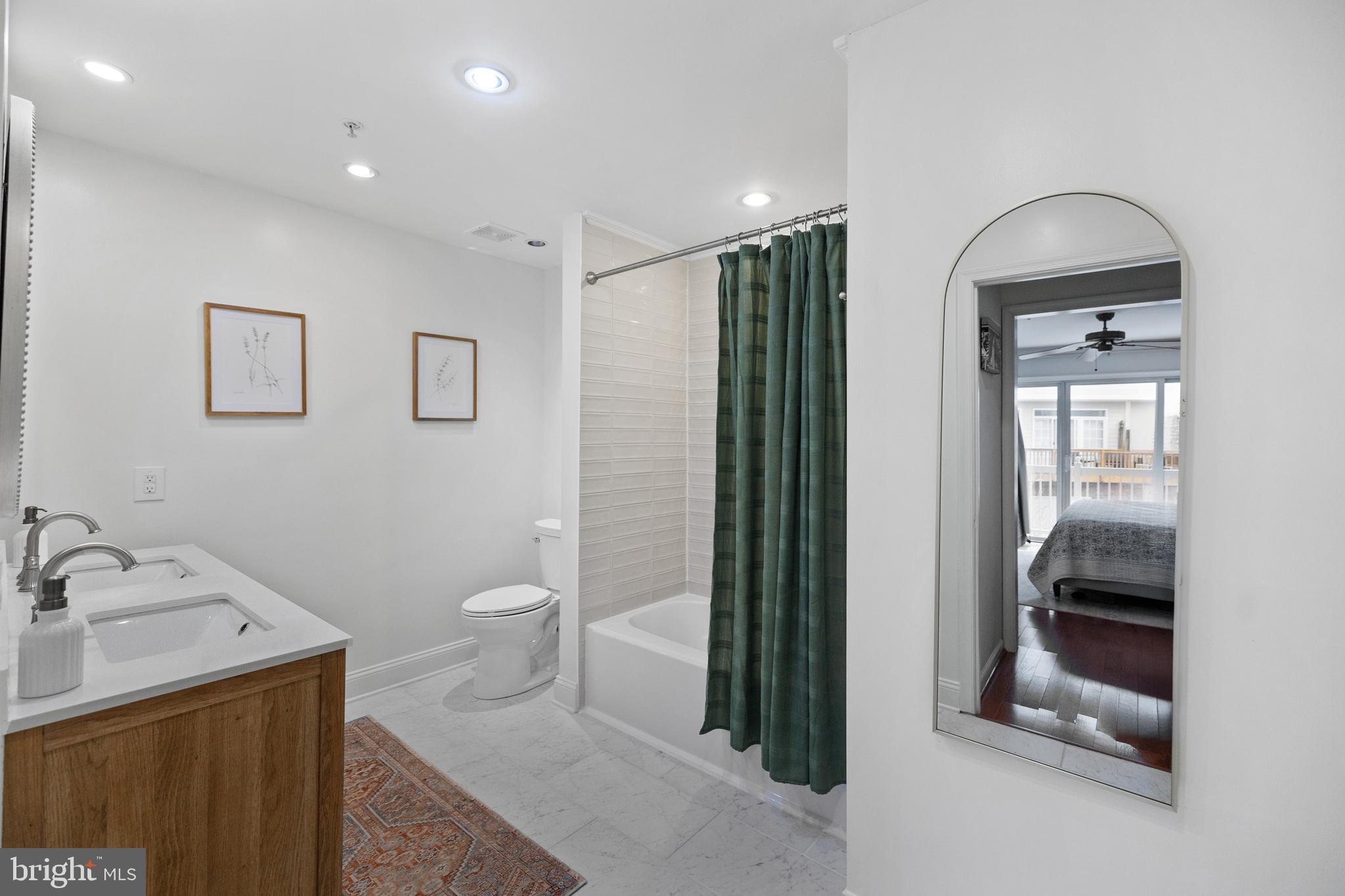 CAMERON STATION - Residential