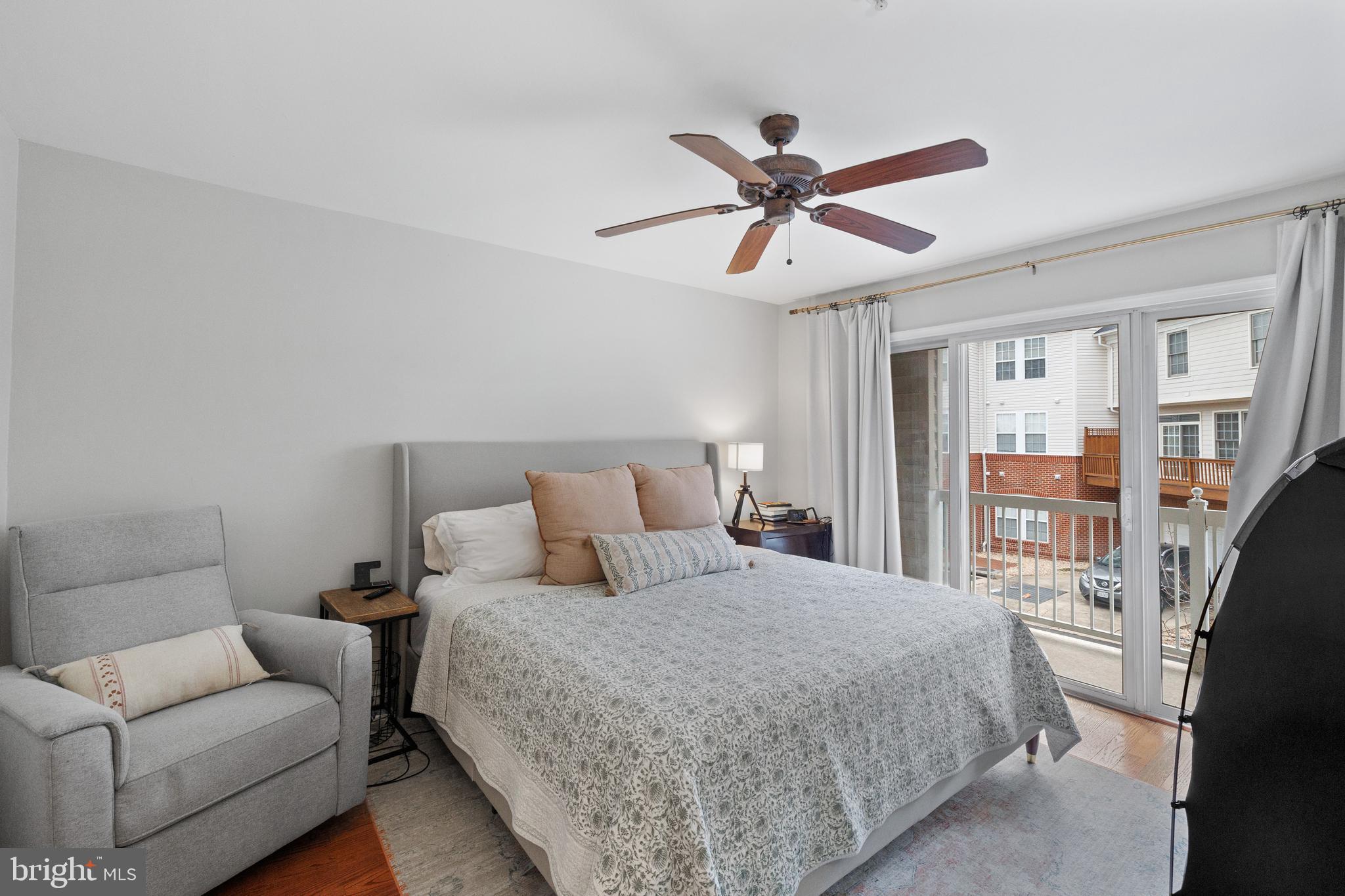 CAMERON STATION - Residential